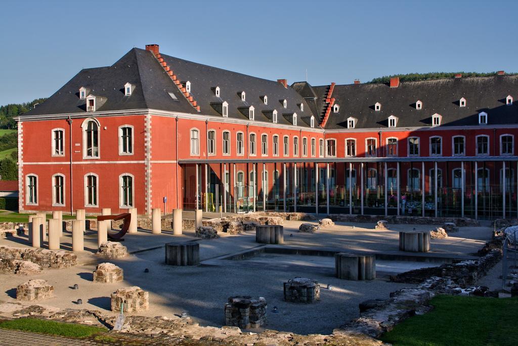 Ferienwohnung La Boite Rouge Stavelot Exterior foto
