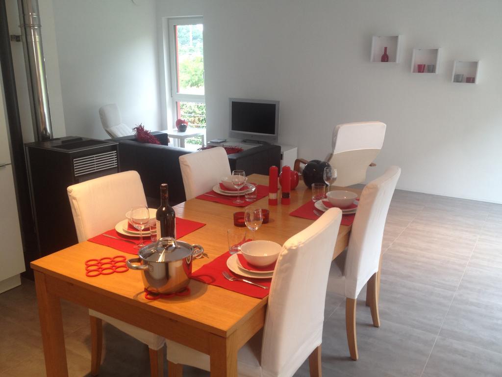 Ferienwohnung La Boite Rouge Stavelot Exterior foto
